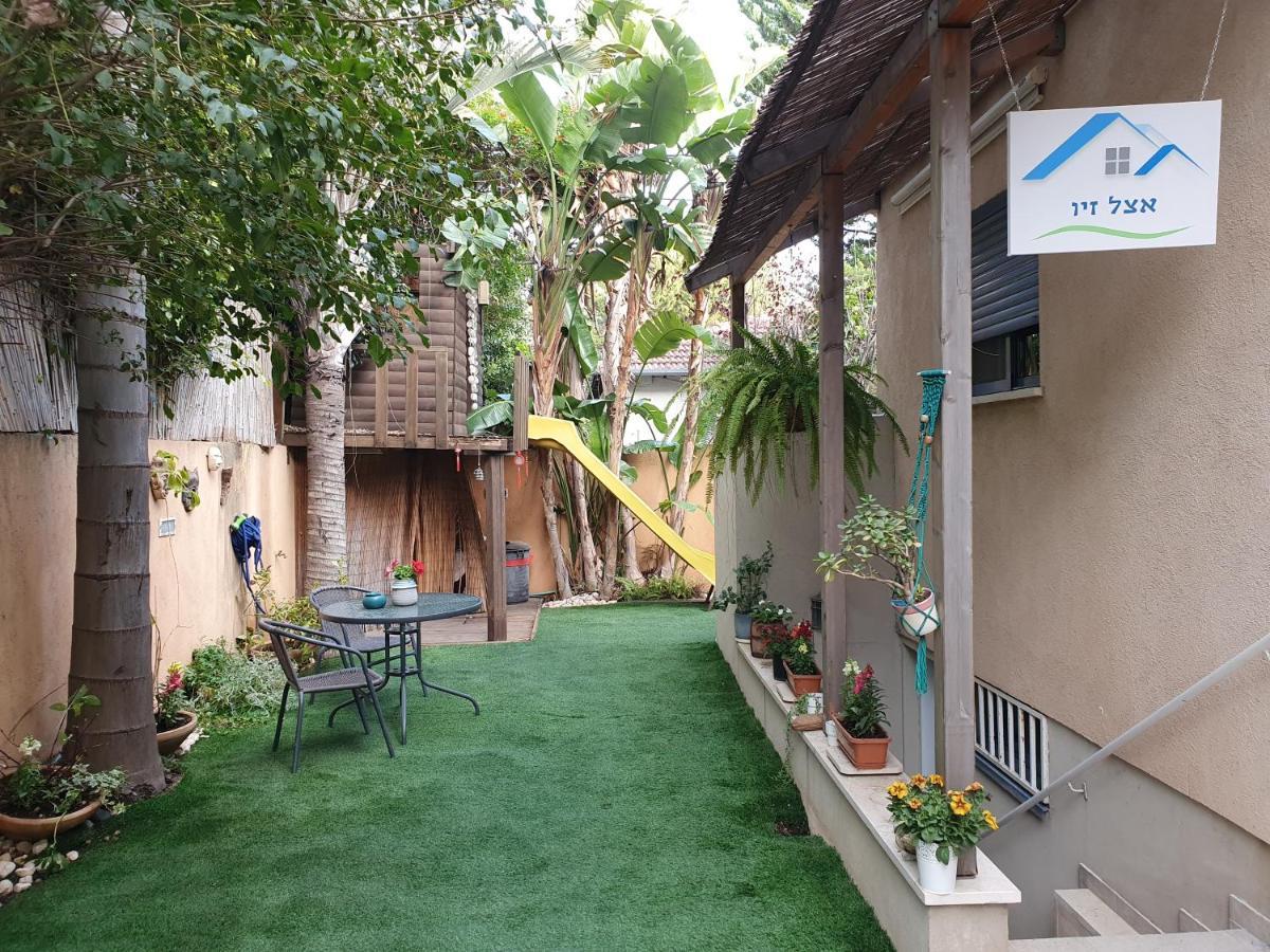 Ferienwohnung אצל זיו Ramat Gan Exterior foto