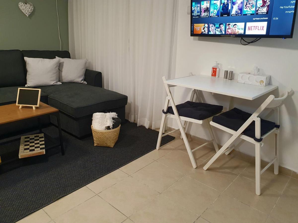 Ferienwohnung אצל זיו Ramat Gan Exterior foto